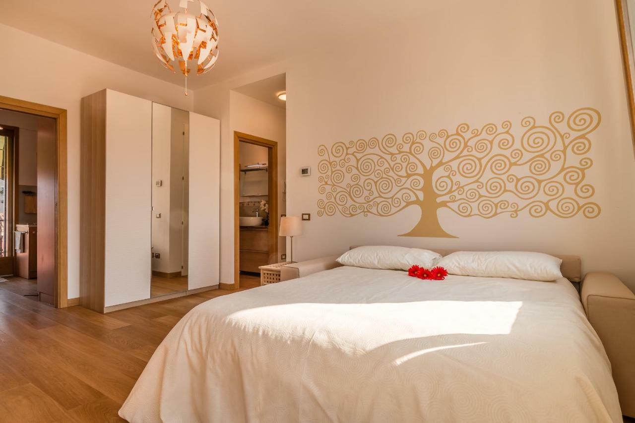 Sunny Nest Canal View In Chic Movida Apartment Venedig